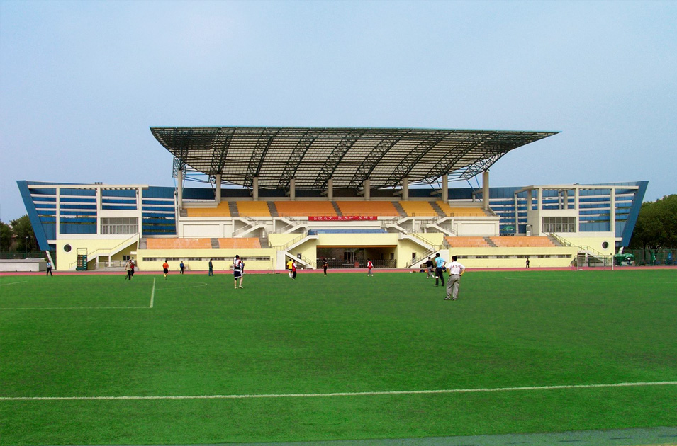 天津大學(xué)體育場(chǎng)