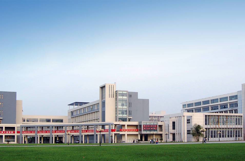 天津職業(yè)大學(xué)教學(xué)樓、圖書(shū)館